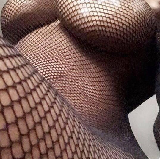 
                        Tee
                     is Female Escorts. | Hamilton | Ontario | Canada | canadatopescorts.com 