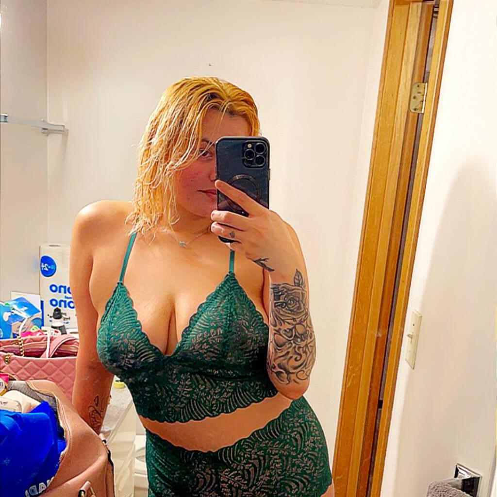 
                        Jasmine
                     is Female Escorts. | Saskatoon | Saskatchewan | Canada | canadatopescorts.com 