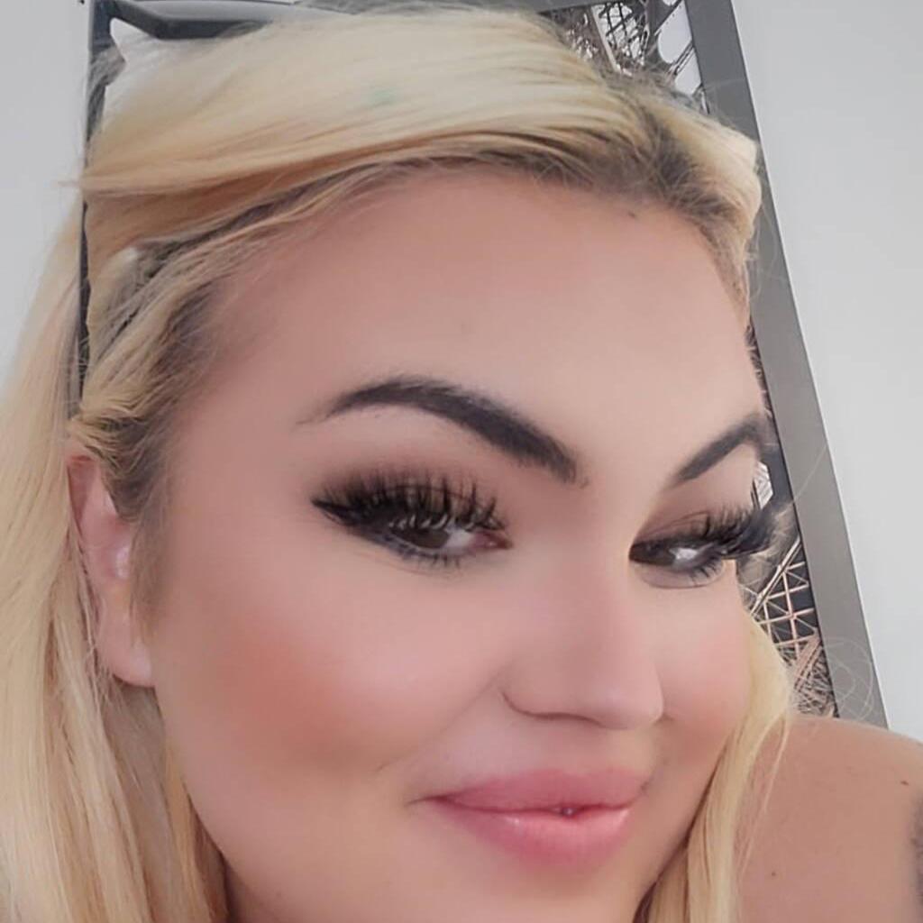 
                        Kiki
                     is Female Escorts. | Montreal | Quebec | Canada | canadatopescorts.com 
