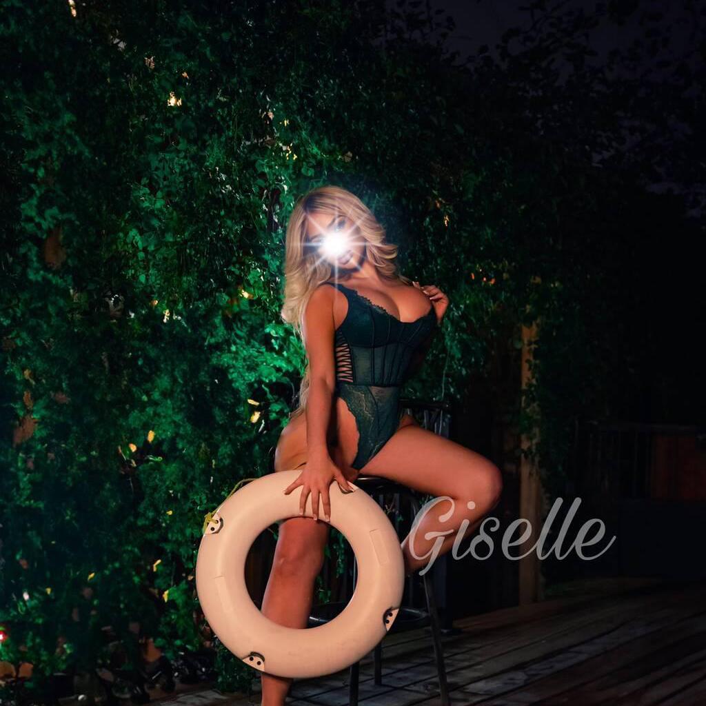 
                        Giselle
                     is Female Escorts. | Kelowna | British Columbia | Canada | canadatopescorts.com 