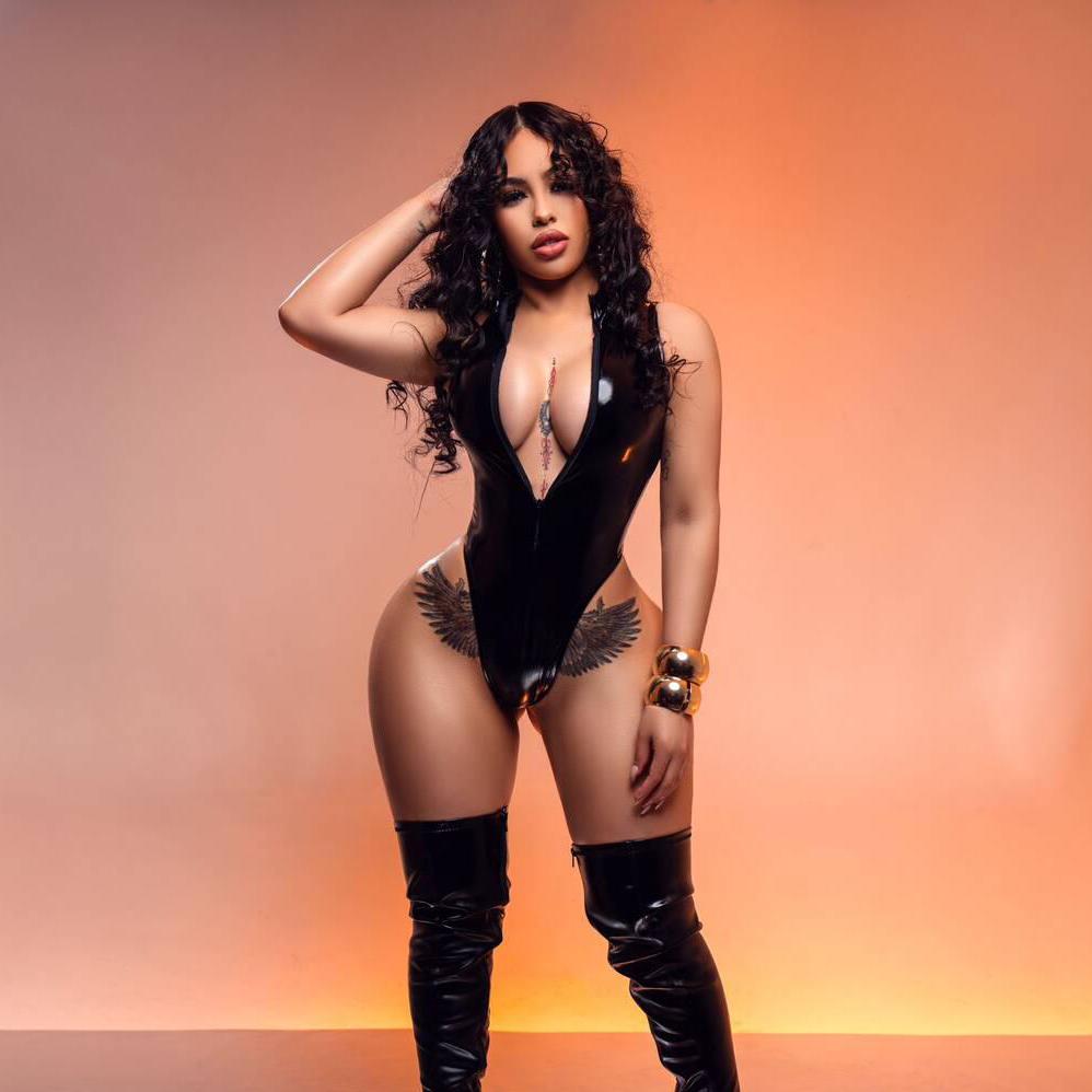 
                        Yohana
                     is Female Escorts. | St. John | New Brunswick | Canada | canadatopescorts.com 