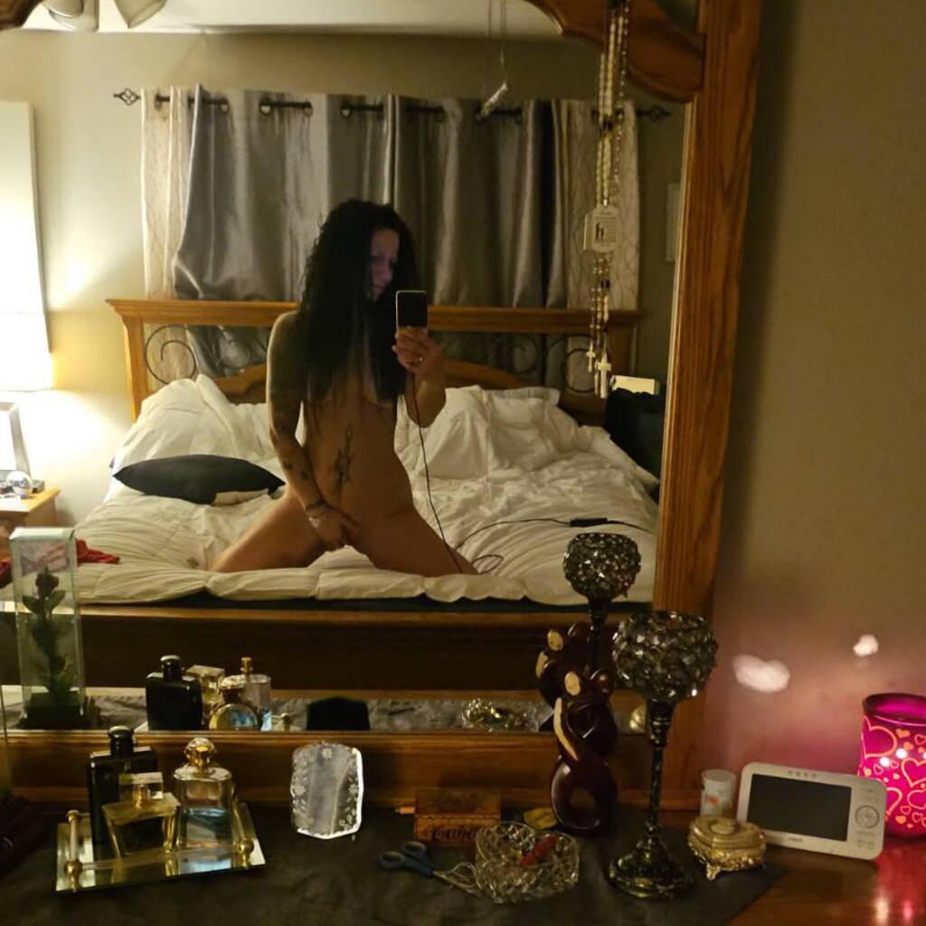 
                        KITTY
                     is Female Escorts. | Chatham | Ontario | Canada | canadatopescorts.com 