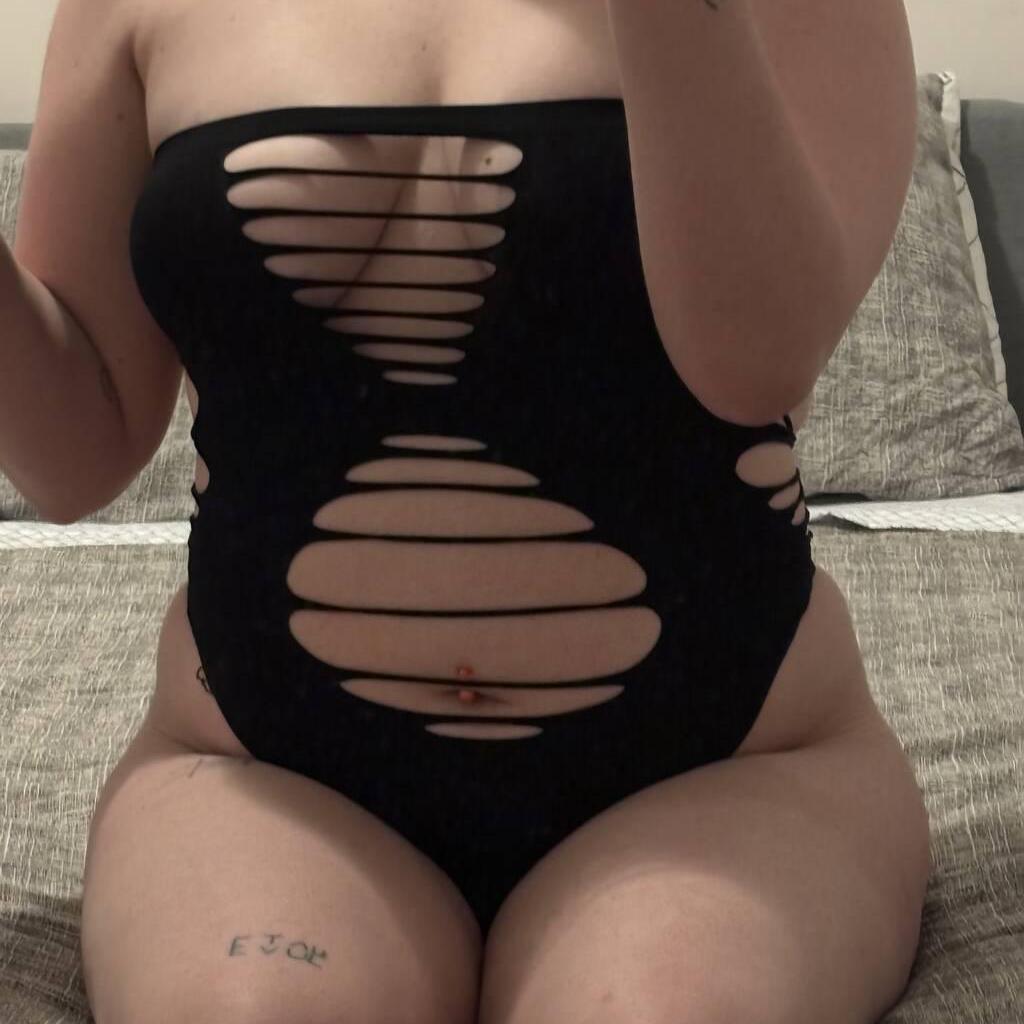 
                        Mariah
                     is Female Escorts. | windsor | Ontario | Canada | canadatopescorts.com 
