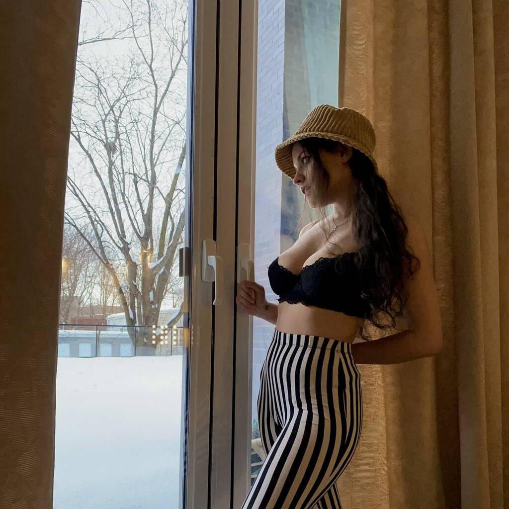 
                        Glory
                     is Female Escorts. | Sherbrooke | Quebec | Canada | canadatopescorts.com 