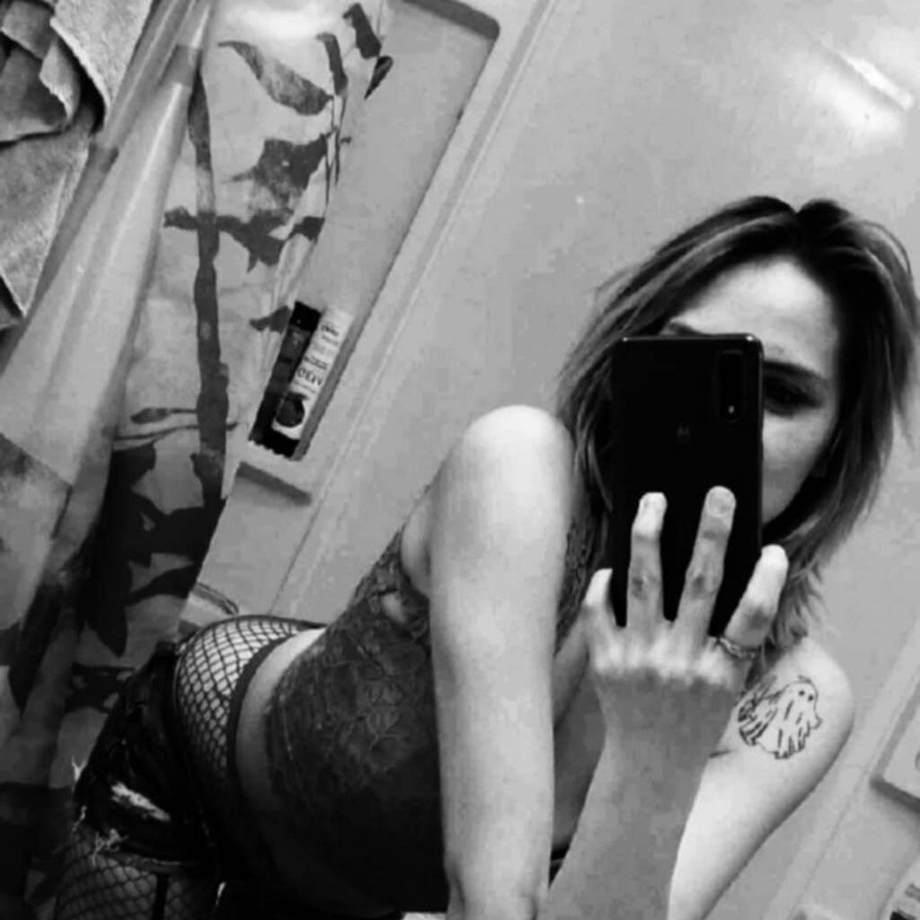 
                        Kelly
                     is Female Escorts. | Edmonton | Alberta | Canada | canadatopescorts.com 