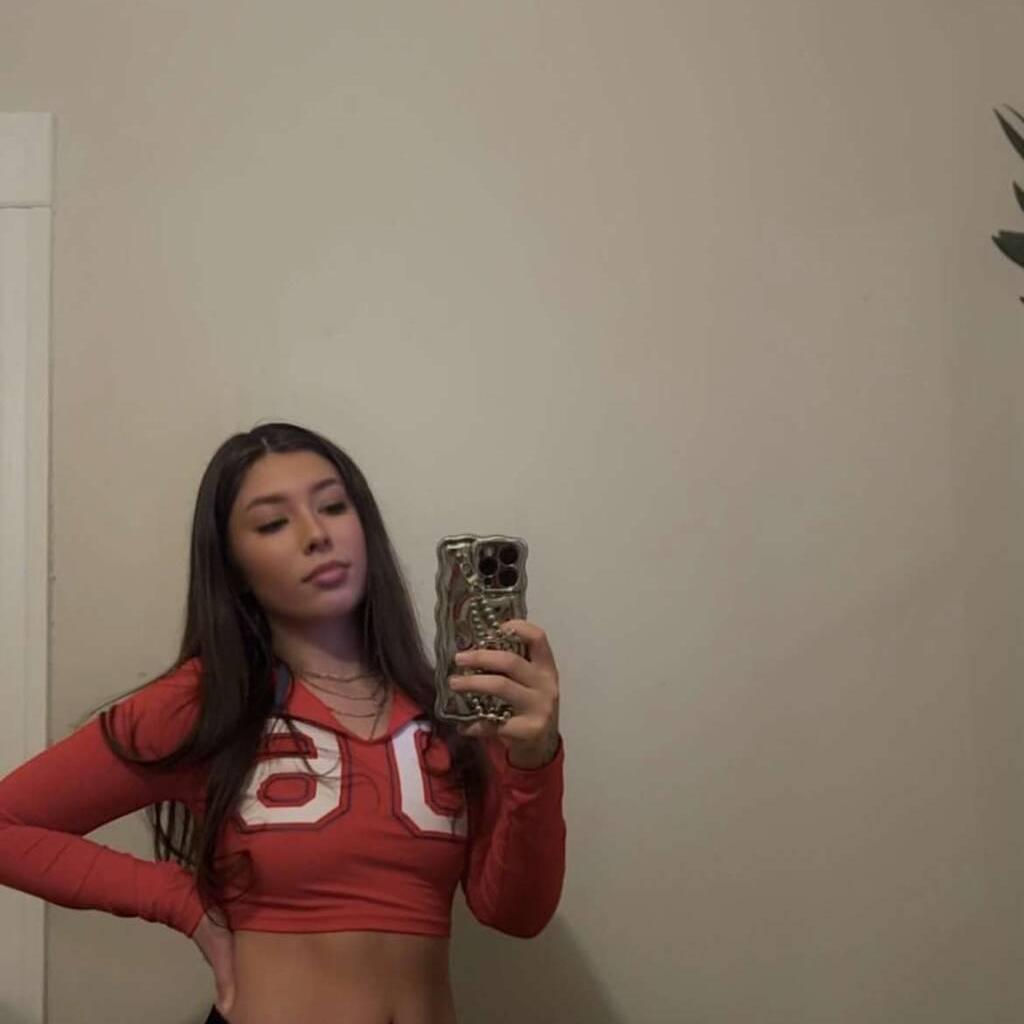 
                        Mina
                     is Female Escorts. | Medicine Hat | Alberta | Canada | canadatopescorts.com 