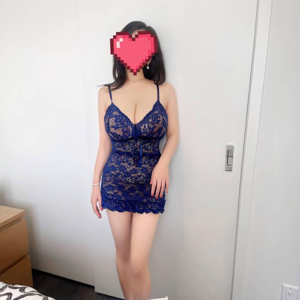 
                        Ella
                     is Female Escorts. | Kelowna | British Columbia | Canada | canadatopescorts.com 