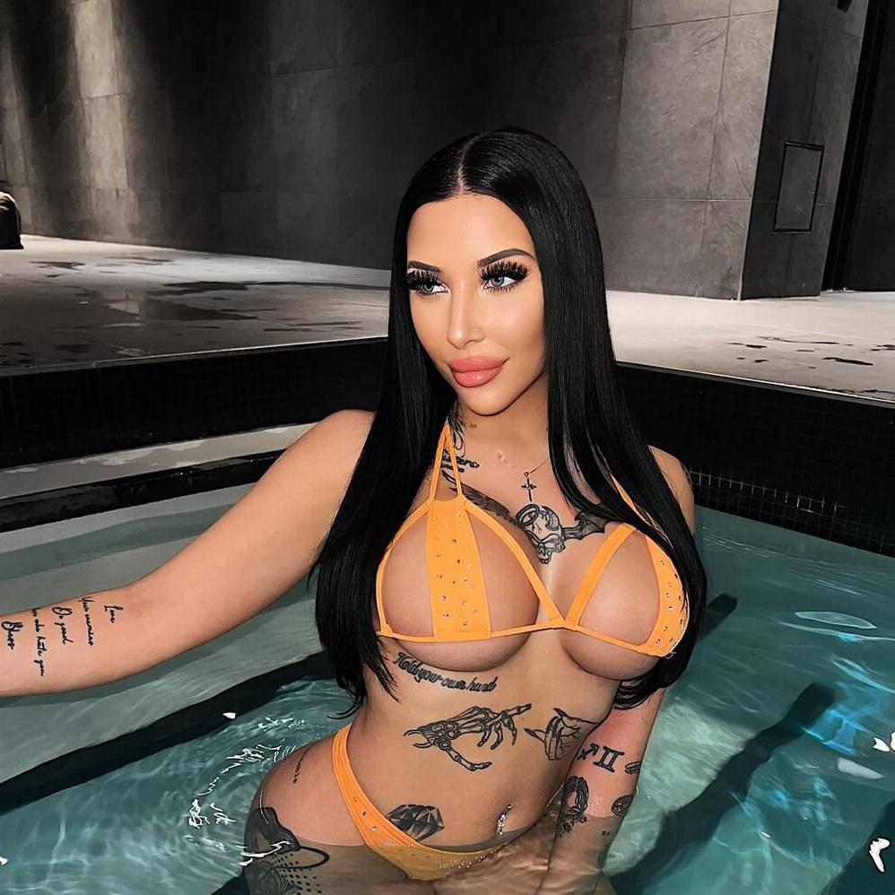 
                        melissa
                     is Female Escorts. | Niagara | Ontario | Canada | canadatopescorts.com 