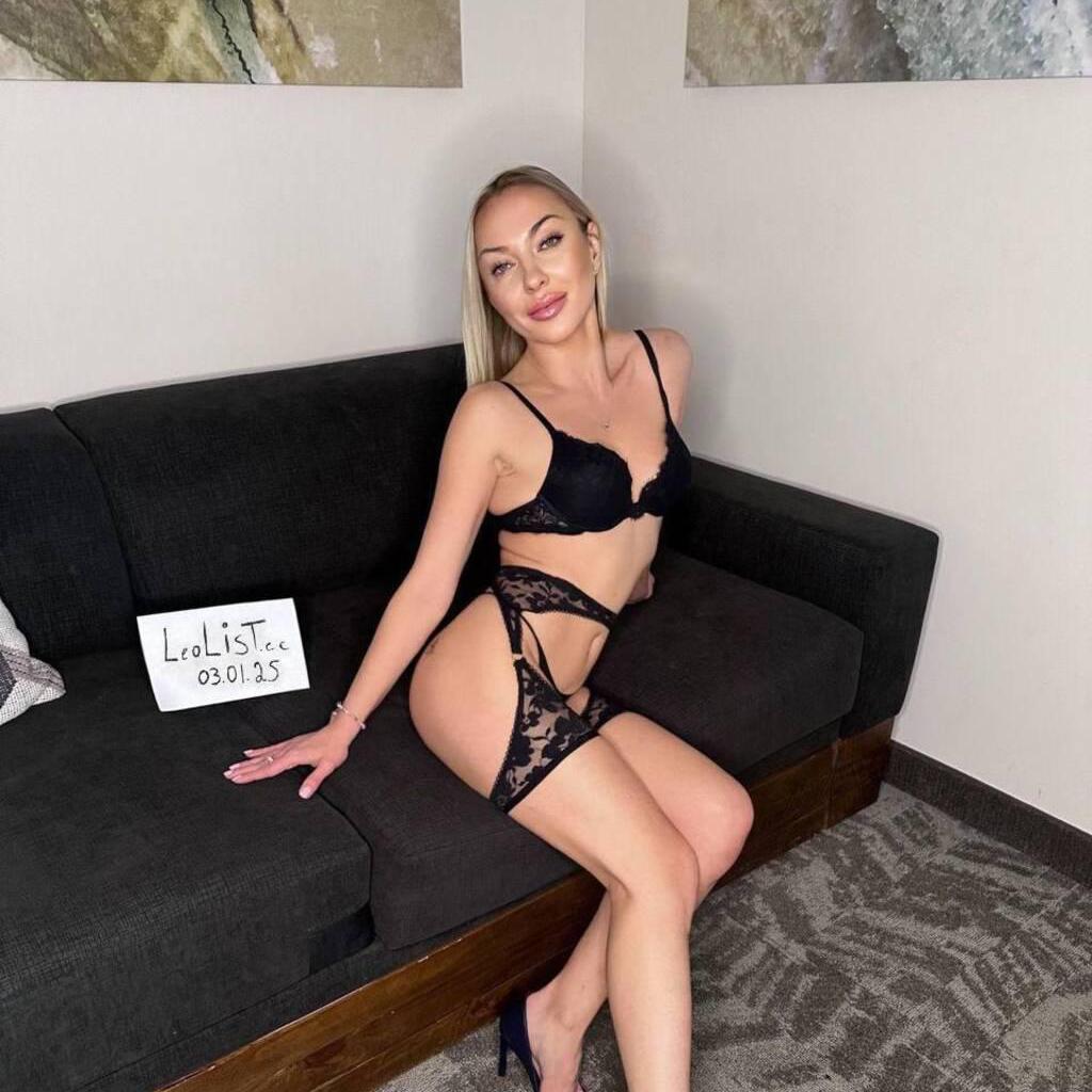 
                        Sofia
                     is Female Escorts. | windsor | Ontario | Canada | canadatopescorts.com 