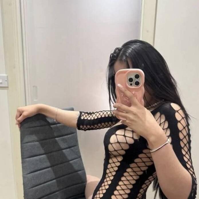 
                        kelly
                     is Female Escorts. | Toronto | Ontario | Canada | canadatopescorts.com 