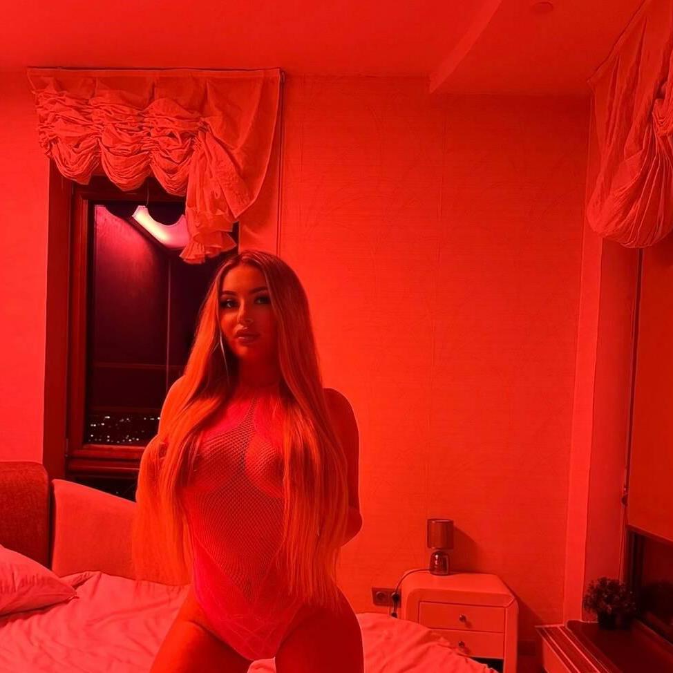 
                        BLONDE SANDRA
                     is Female Escorts. | Toronto | Ontario | Canada | canadatopescorts.com 