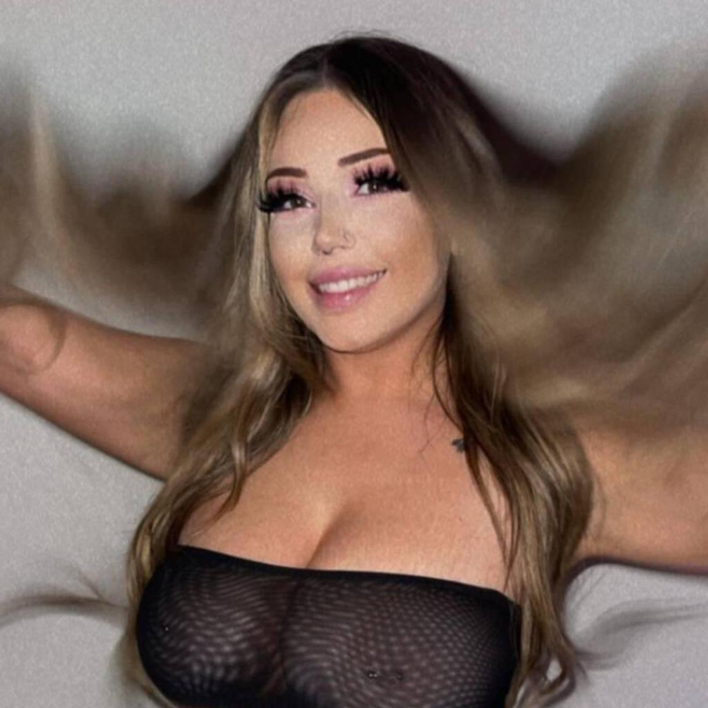 
                        Hailey
                     is Female Escorts. | Moncton | New Brunswick | Canada | canadatopescorts.com 