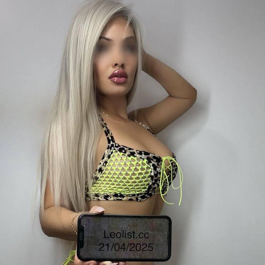 
                        Bella
                     is Female Escorts. | Barrie | Ontario | Canada | canadatopescorts.com 