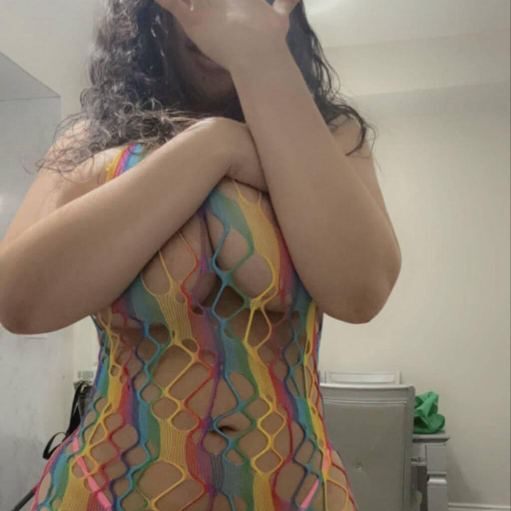
                        Royal
                     is Female Escorts. | Toronto | Ontario | Canada | canadatopescorts.com 