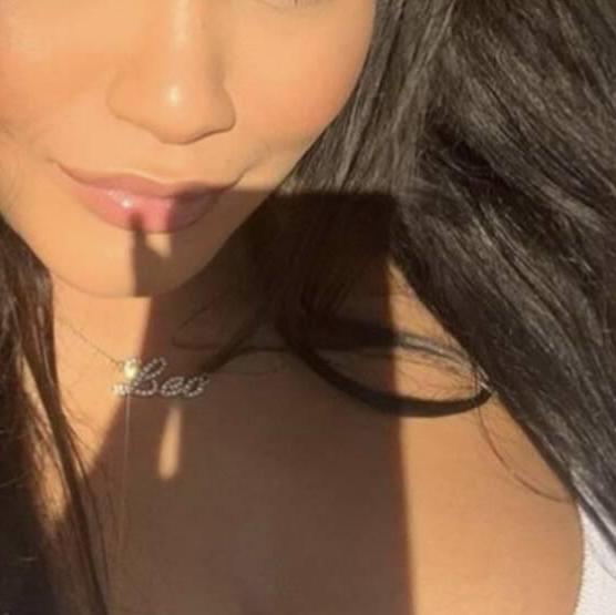 
                        Royal
                     is Female Escorts. | Toronto | Ontario | Canada | canadatopescorts.com 
