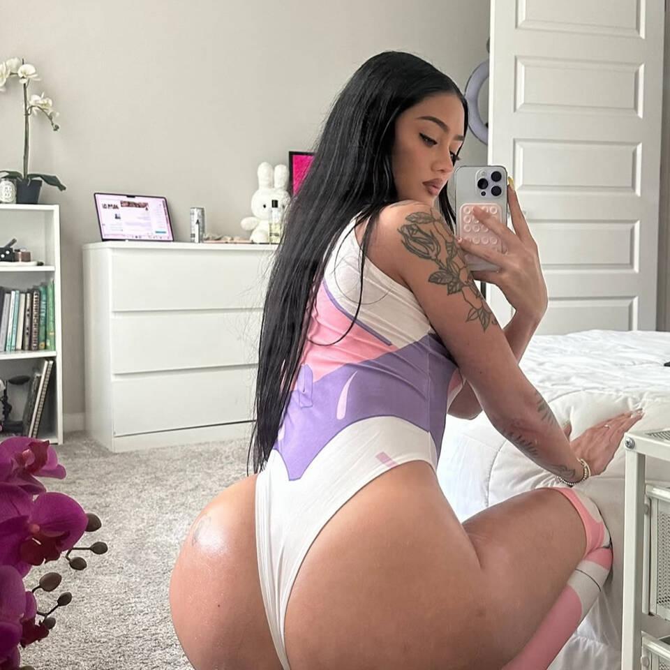 
                        Kimberly
                     is Female Escorts. | Sault Ste Marie | Ontario | Canada | canadatopescorts.com 