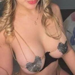 
                        Lannie
                     is Female Escorts. | St. Albert | Alberta | Canada | canadatopescorts.com 