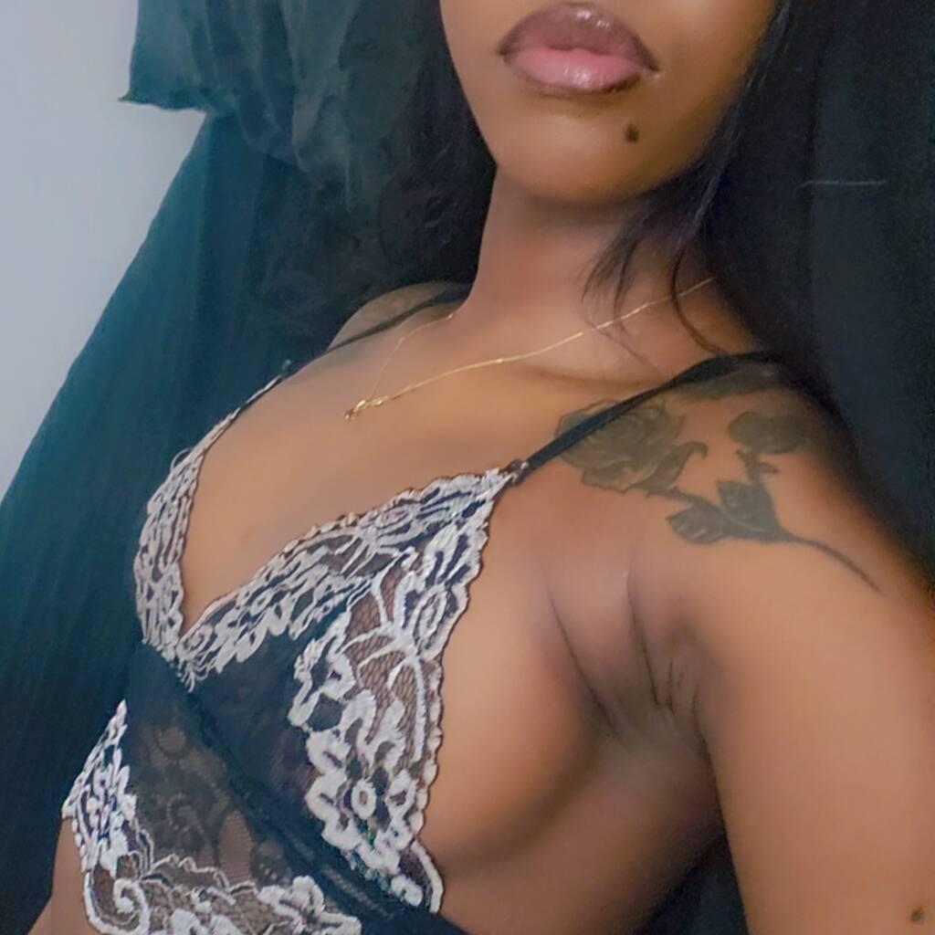 
                        Nessa
                     is Female Escorts. | Kitchener | Ontario | Canada | canadatopescorts.com 