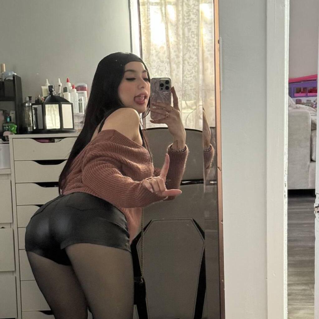 
                        Kiki
                     is Female Escorts. | Cornwall | Ontario | Canada | canadatopescorts.com 