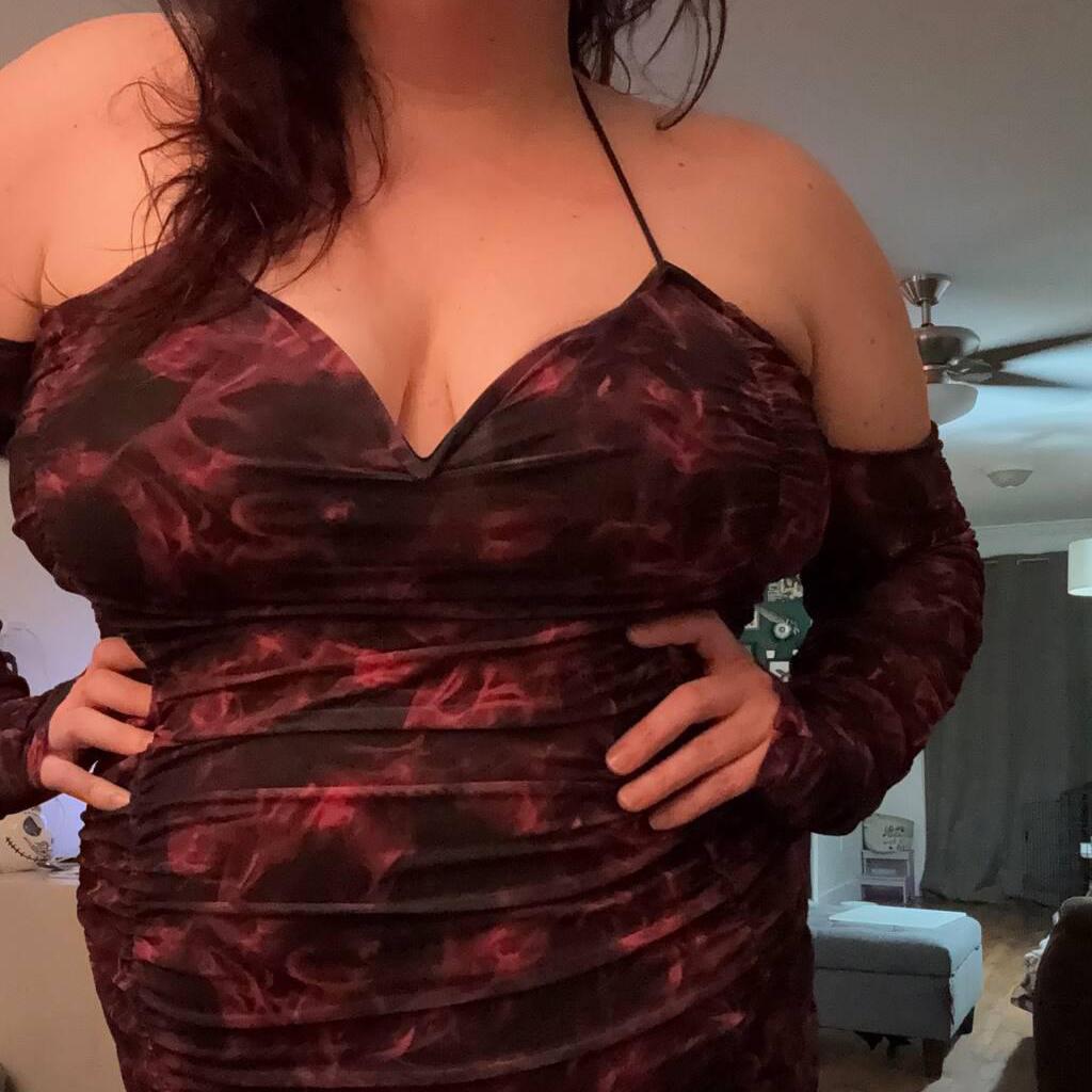 
                        Peaches
                     is Female Escorts. | Vancouver | British Columbia | Canada | canadatopescorts.com 
