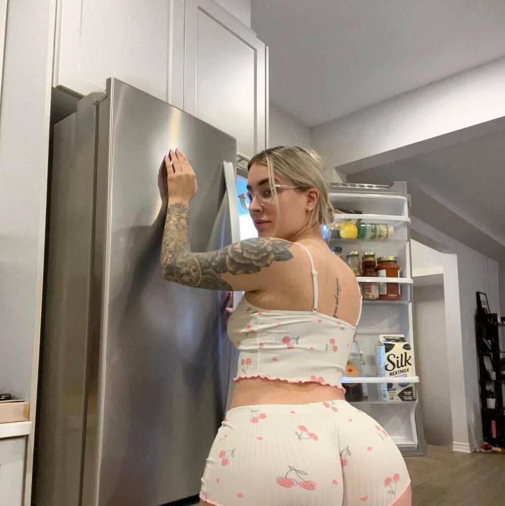 
                        Jen
                     is Female Escorts. | Skeena | British Columbia | Canada | canadatopescorts.com 