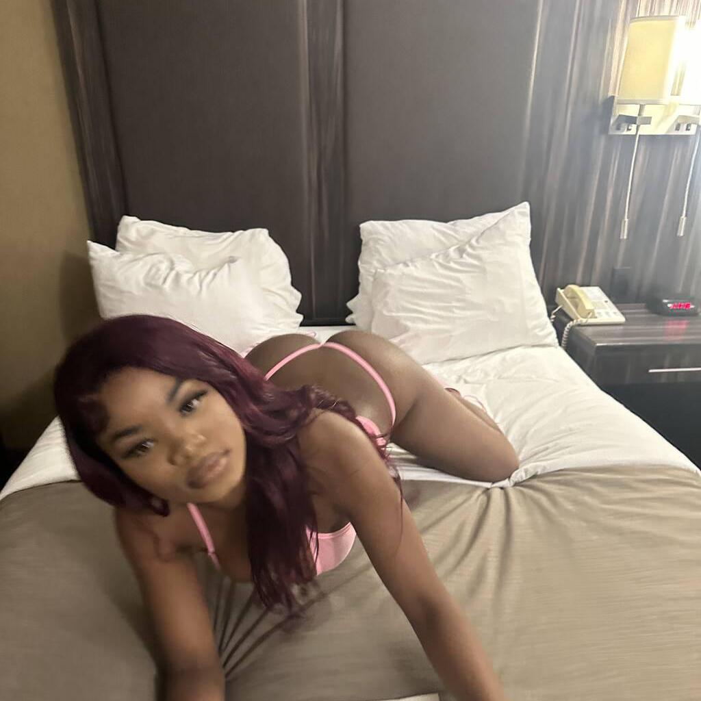 
                        Ariel
                     is Female Escorts. | Hamilton | Ontario | Canada | canadatopescorts.com 