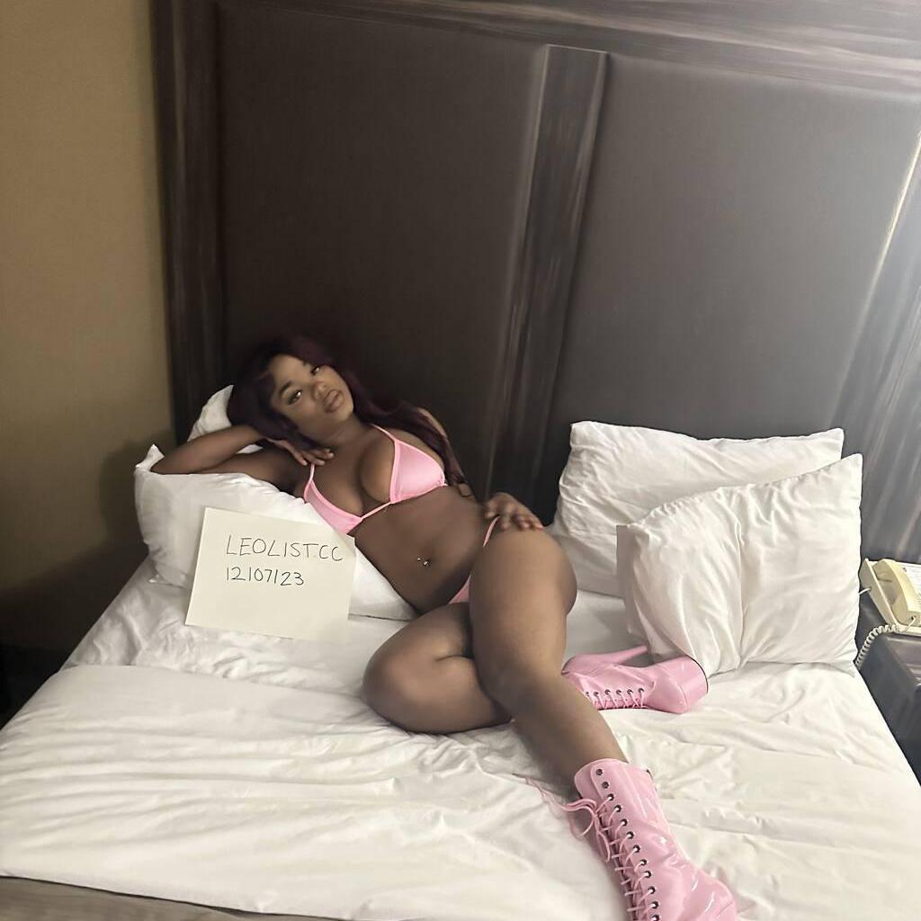 
                        Ariel
                     is Female Escorts. | Hamilton | Ontario | Canada | canadatopescorts.com 