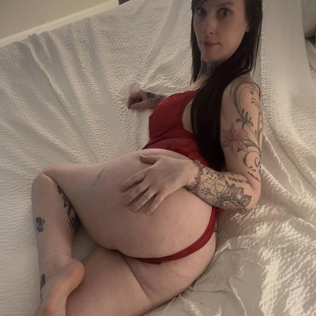 
                        Roxy
                     is Female Escorts. | Thunder Bay | Ontario | Canada | canadatopescorts.com 