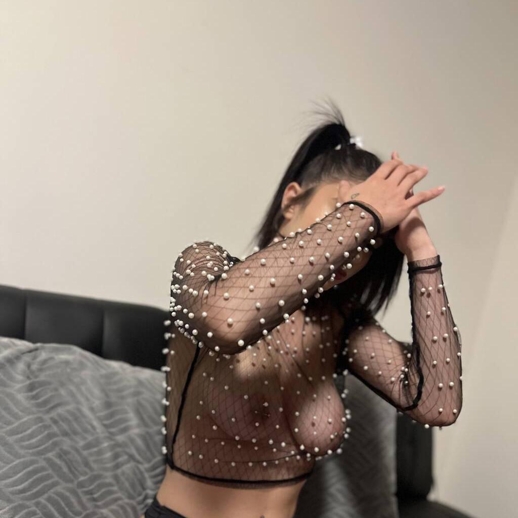 
                        Angel
                     is Female Escorts. | Kingston | Ontario | Canada | canadatopescorts.com 