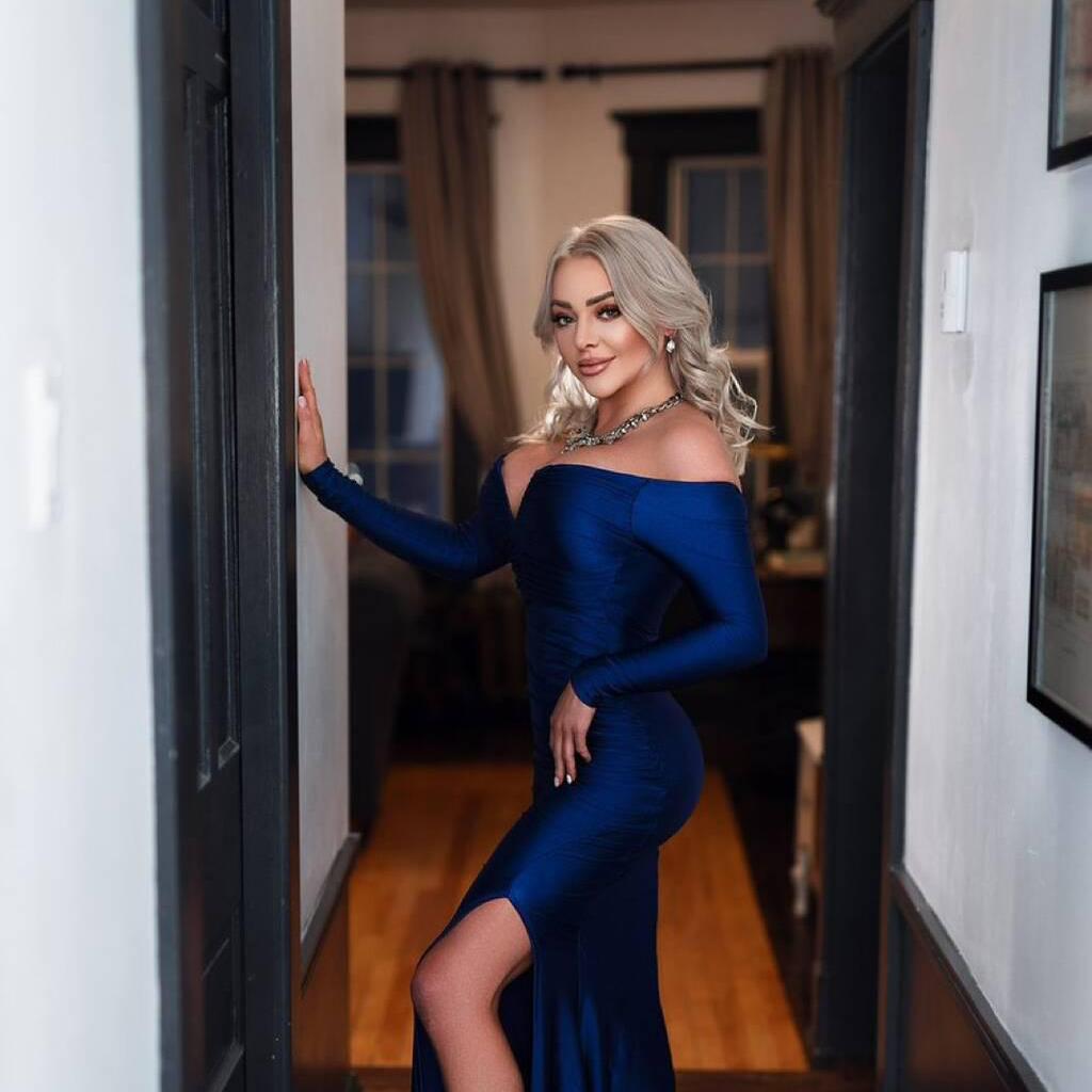 
                        Karina Valentina
                     is Female Escorts. | Toronto | Ontario | Canada | canadatopescorts.com 