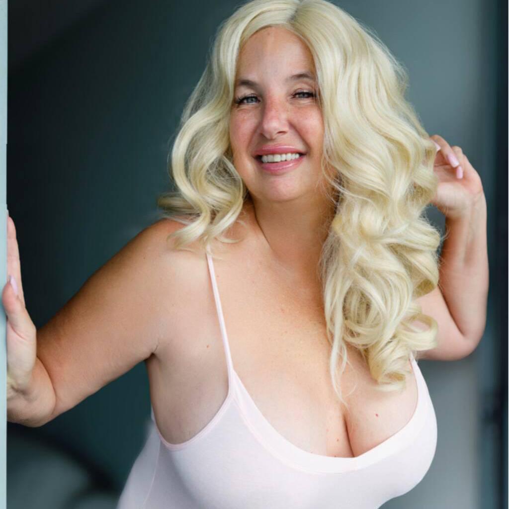 
                        Stephanie
                     is Female Escorts. | Barrie | Ontario | Canada | canadatopescorts.com 