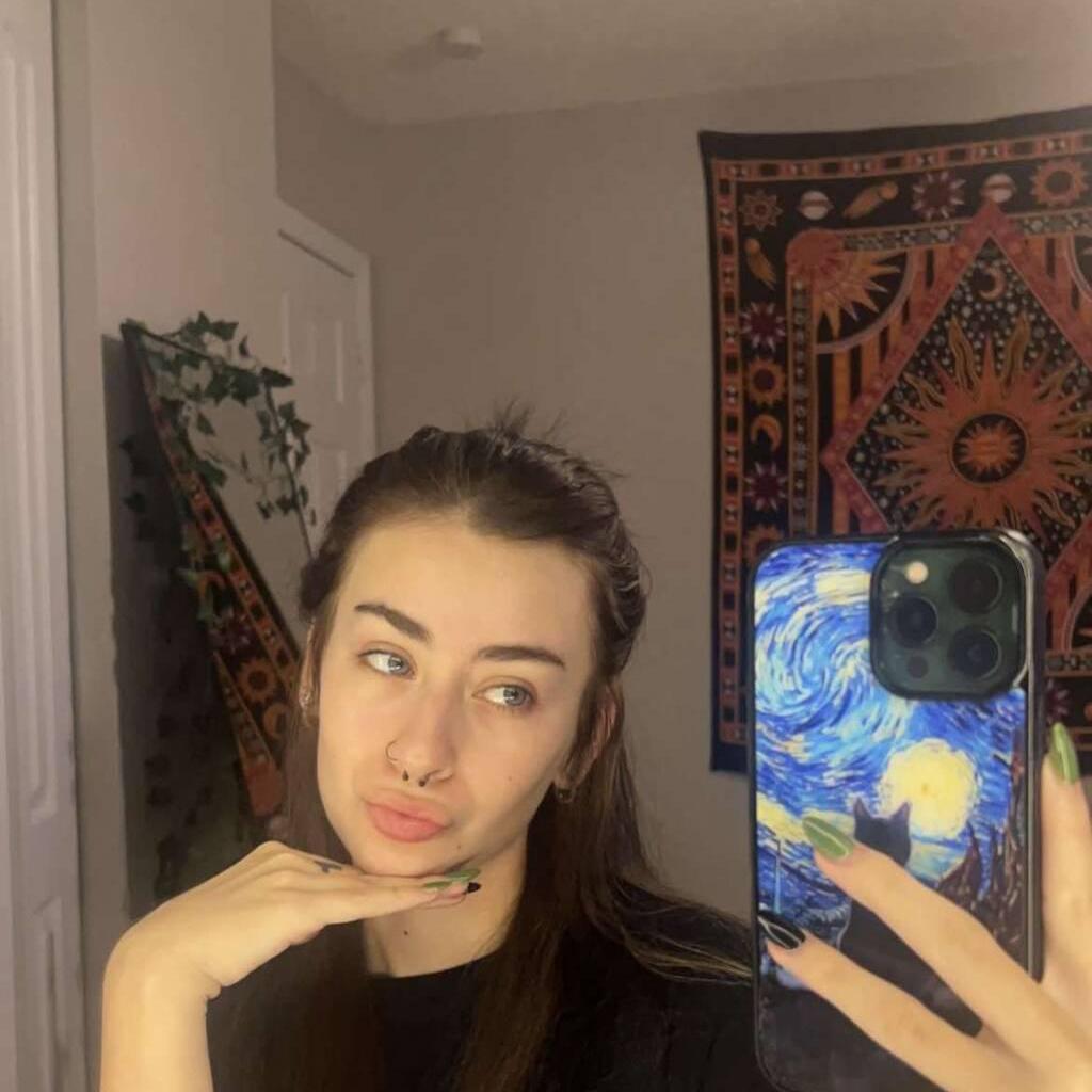 
                        Haileyy
                     is Female Escorts. | Owen Sound | Ontario | Canada | canadatopescorts.com 