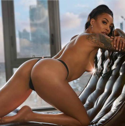 
                        Savannah
                     is Female Escorts. | Calgary | Alberta | Canada | canadatopescorts.com 