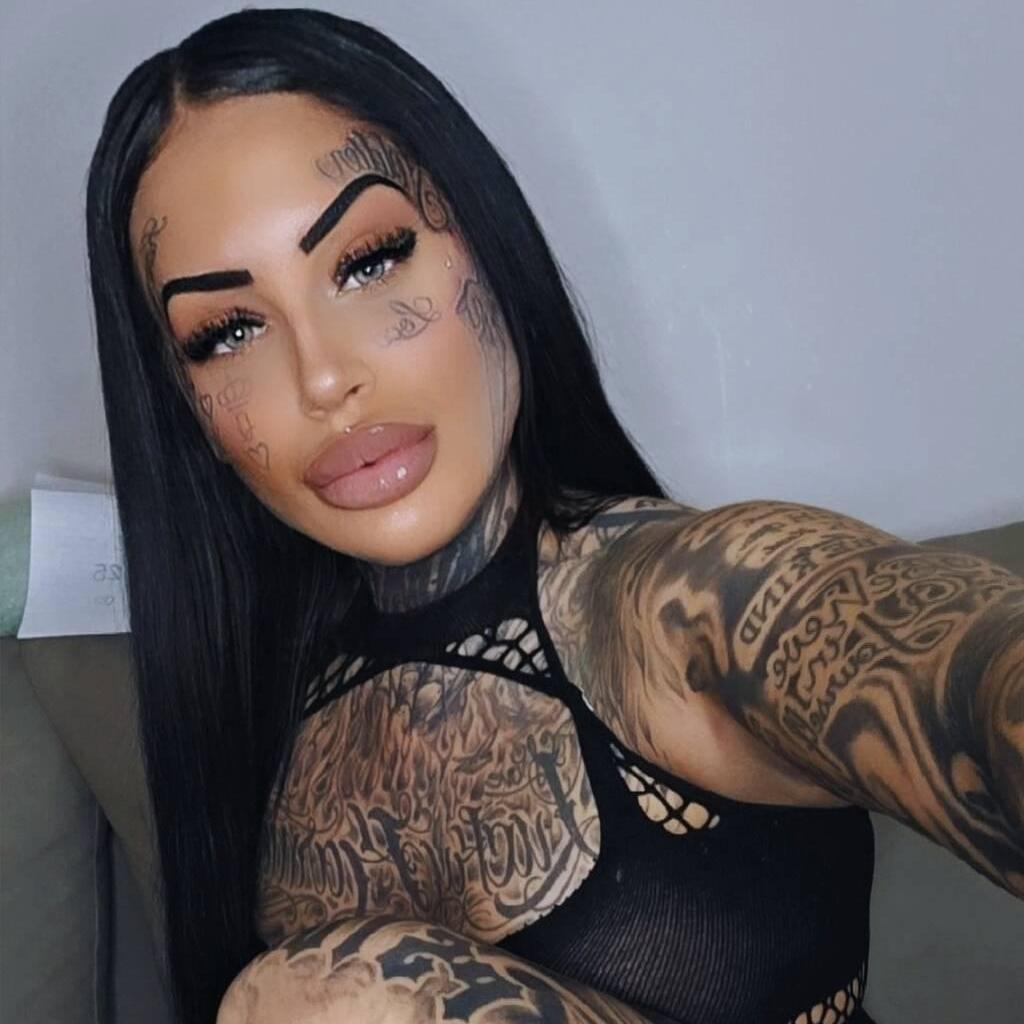 
                        Nikki
                     is Female Escorts. | Barrie | Ontario | Canada | canadatopescorts.com 