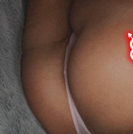 
                        Chloé
                     is Female Escorts. | Niagara | Ontario | Canada | canadatopescorts.com 