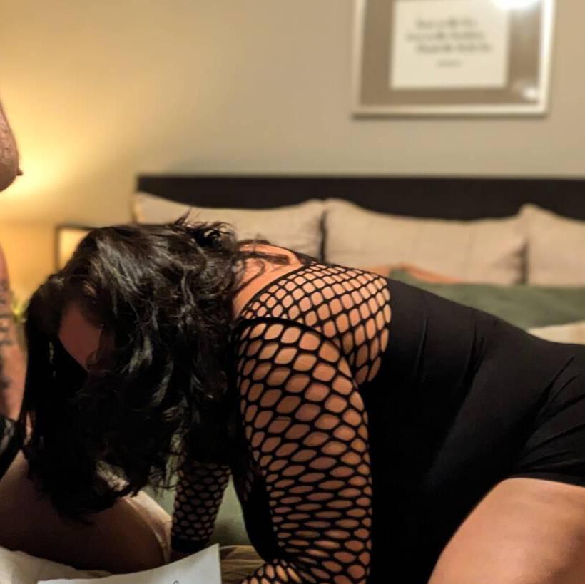 
                        Renee and Jason
                     is Female Escorts. | Kamloops | British Columbia | Canada | canadatopescorts.com 