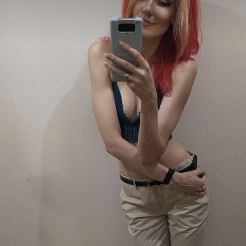 
                        Barbie
                     is Female Escorts. | Fredericton | New Brunswick | Canada | canadatopescorts.com 