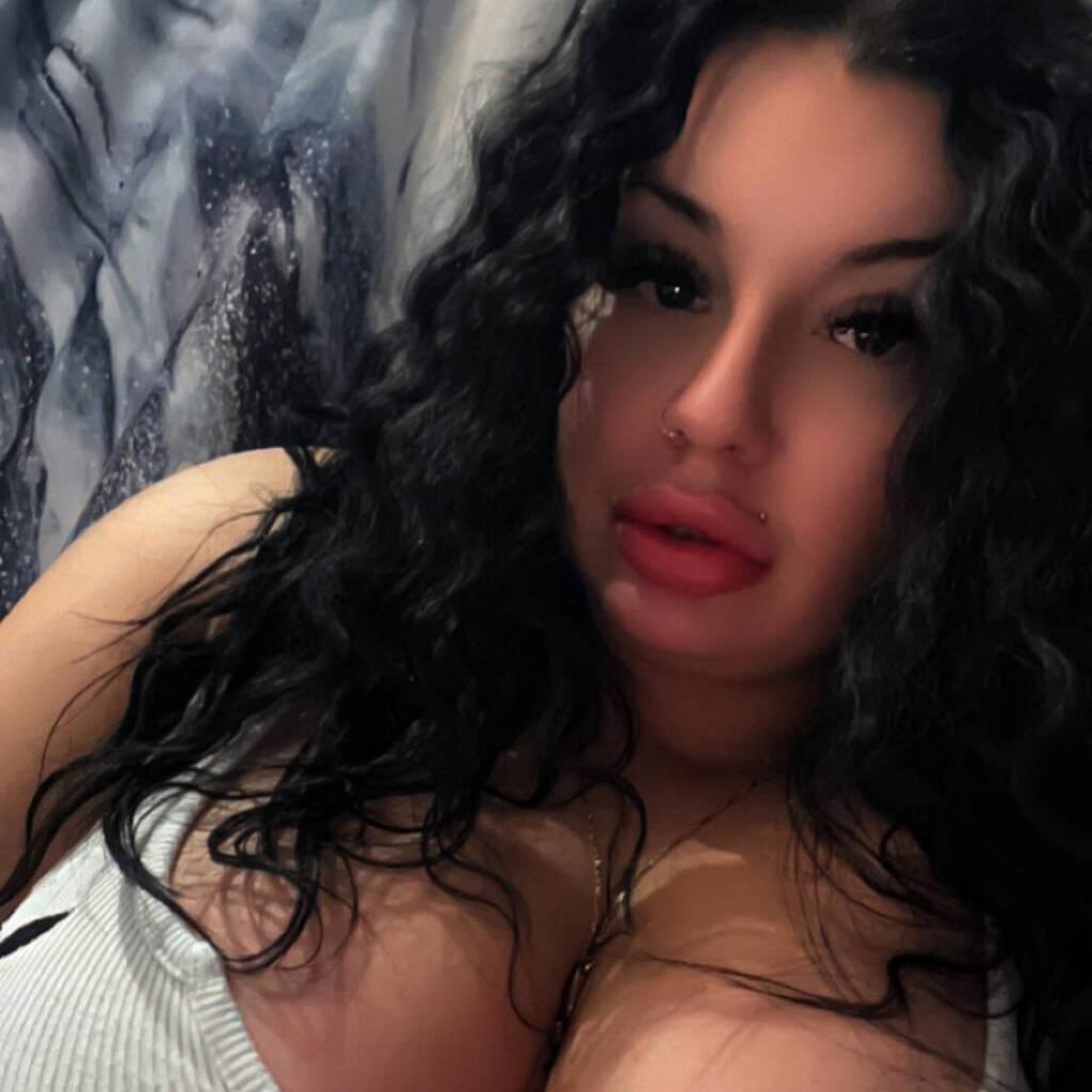 
                        Nikky
                     is Female Escorts. | Quebec City | Quebec | Canada | canadatopescorts.com 