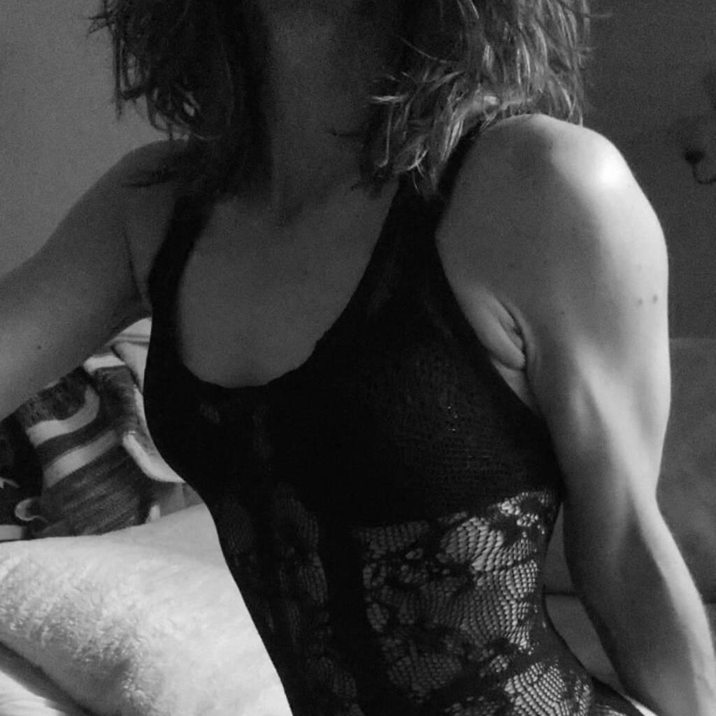 
                        Samantha
                     is Female Escorts. | Sudbury | Ontario | Canada | canadatopescorts.com 