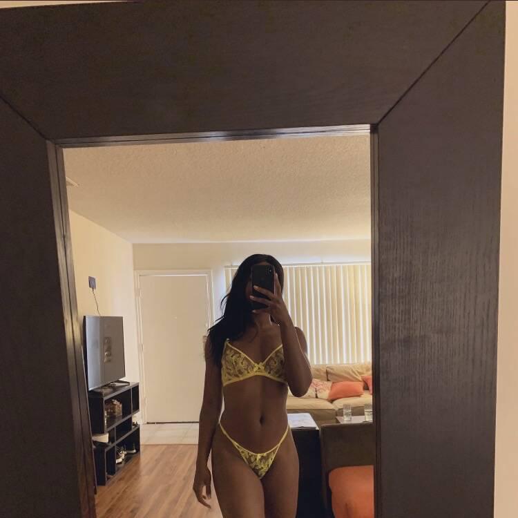 
                        Jasmine
                     is Female Escorts. | Skeena | British Columbia | Canada | canadatopescorts.com 