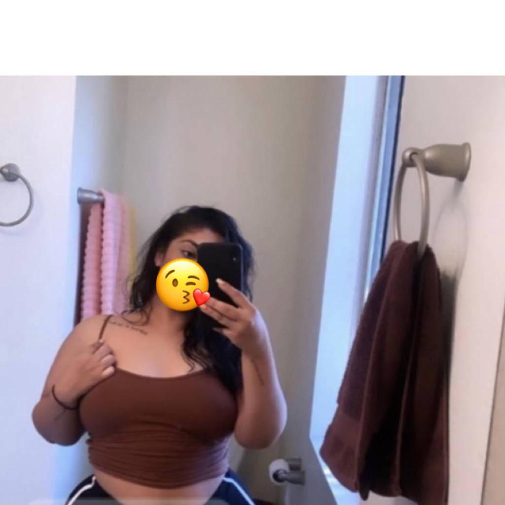 
                        Cynn
                     is Female Escorts. | Moncton | New Brunswick | Canada | canadatopescorts.com 