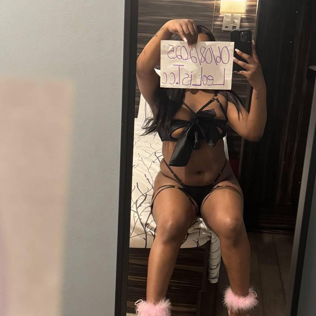 
                        Pinky
                     is Female Escorts. | Quebec City | Quebec | Canada | canadatopescorts.com 