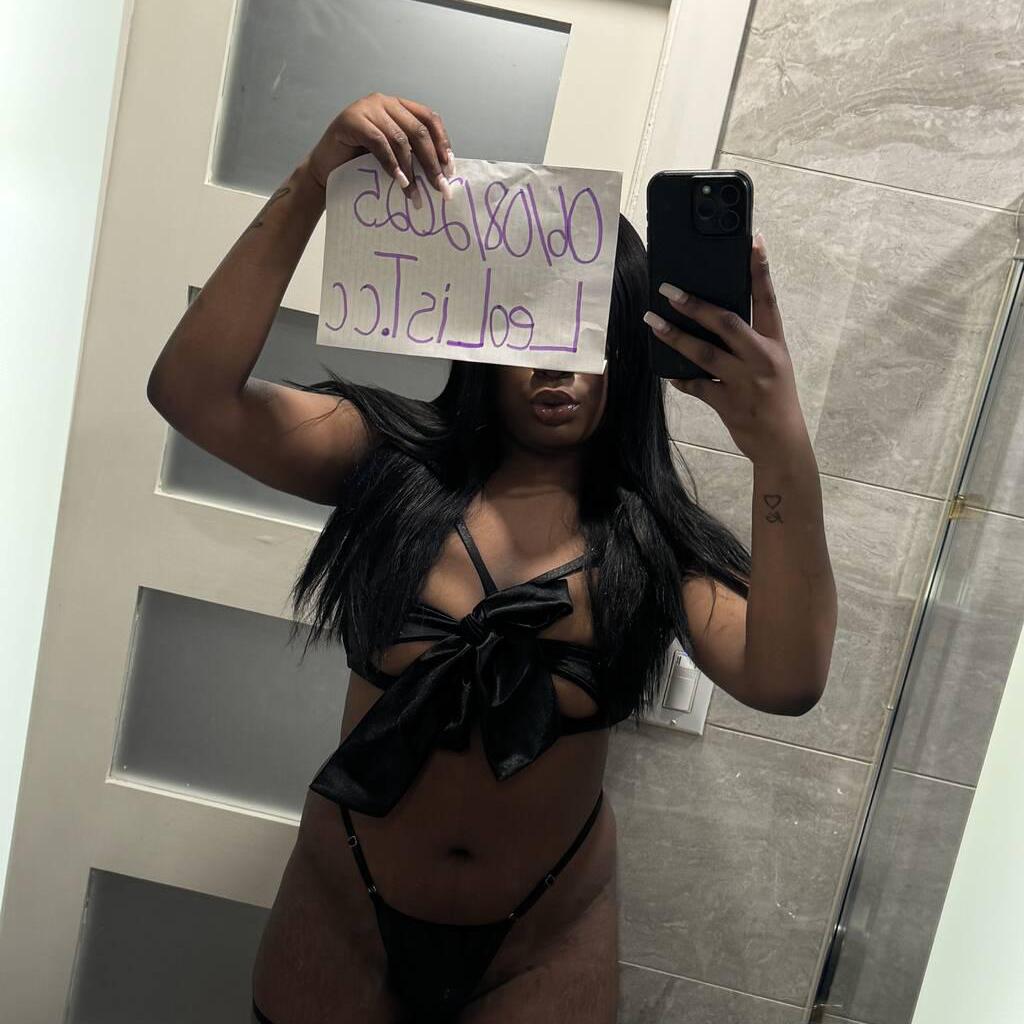 
                        Pinky
                     is Female Escorts. | Quebec City | Quebec | Canada | canadatopescorts.com 