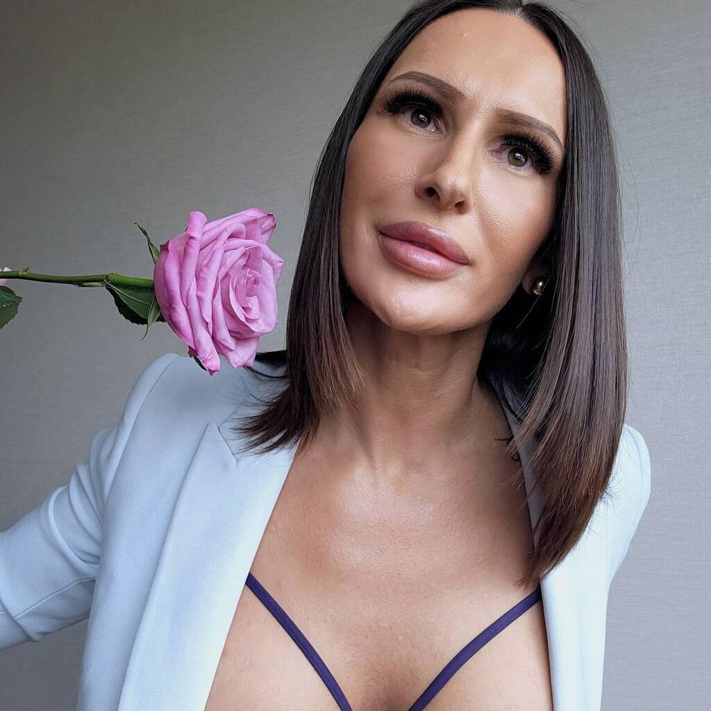 
                        VESNA || FOREiGN FELiNE
                     is Female Escorts. | Edmonton | Alberta | Canada | canadatopescorts.com 