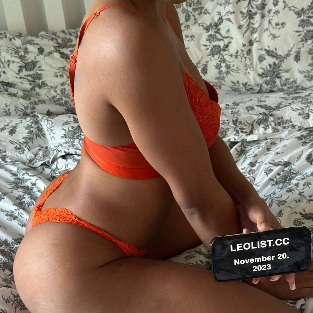 
                        Samantha
                     is Female Escorts. | Niagara | Ontario | Canada | canadatopescorts.com 