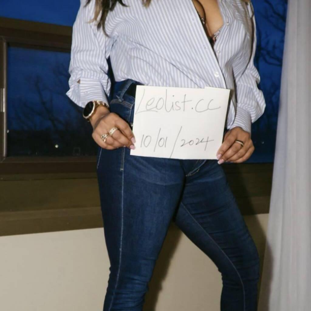 
                        Tina
                     is Female Escorts. | Toronto | Ontario | Canada | canadatopescorts.com 