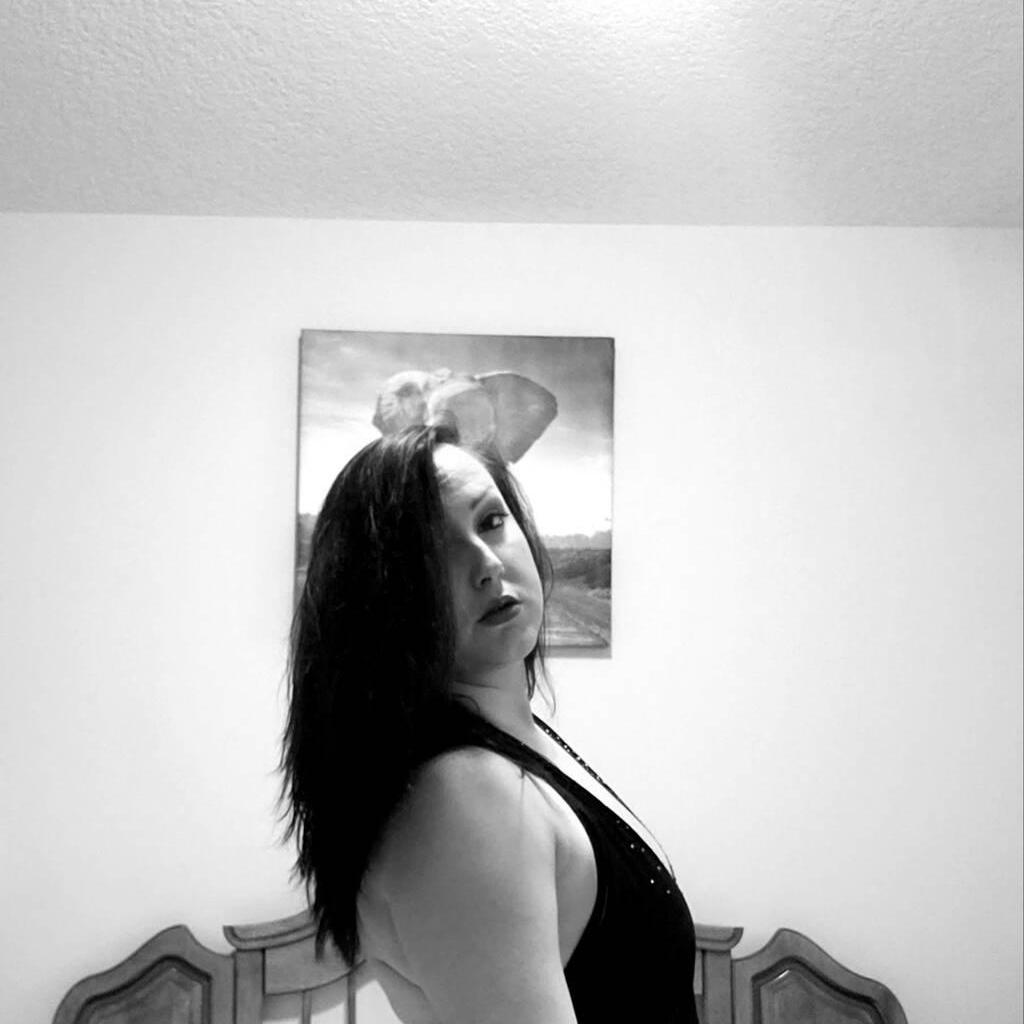 
                        Natalie
                     is Female Escorts. | Calgary | Alberta | Canada | canadatopescorts.com 