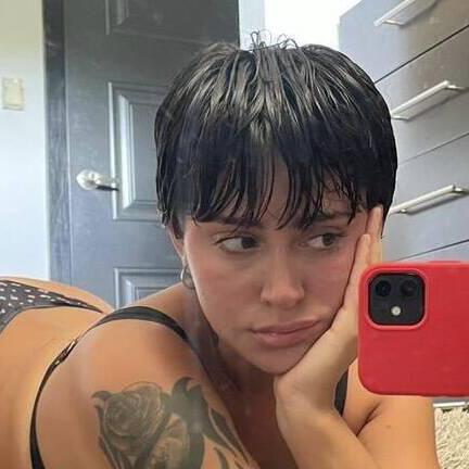 
                        Baddie
                     is Female Escorts. | Owen Sound | Ontario | Canada | canadatopescorts.com 