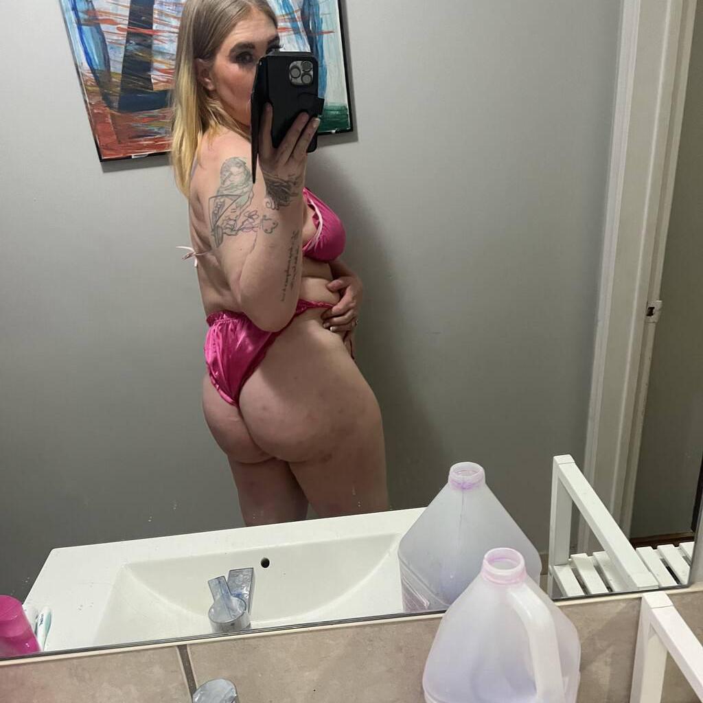 
                        Vivian
                     is Female Escorts. | Chatham | Ontario | Canada | canadatopescorts.com 