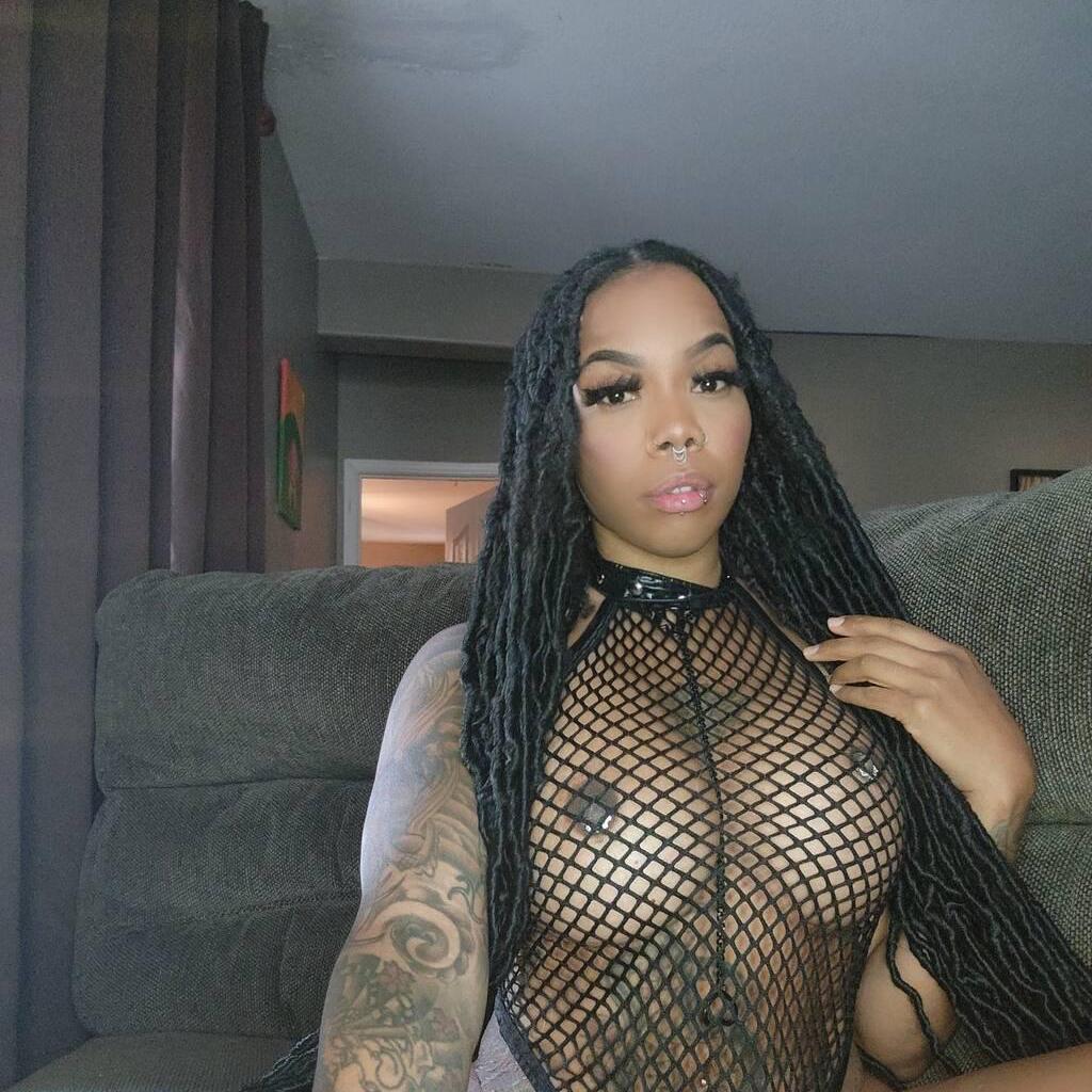 
                        Jada
                     is Female Escorts. | windsor | Ontario | Canada | canadatopescorts.com 